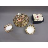 Set of four Royal Crown Derby Imari pattern teacups, saucers and plates, together with a matching
