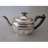 Early 20th Century Sheffield silver bachelor's teapot
