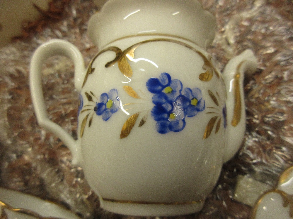 19th Century Continental porcelain part coffee service painted with blue flowers 5 cups (1 handle - Image 2 of 4