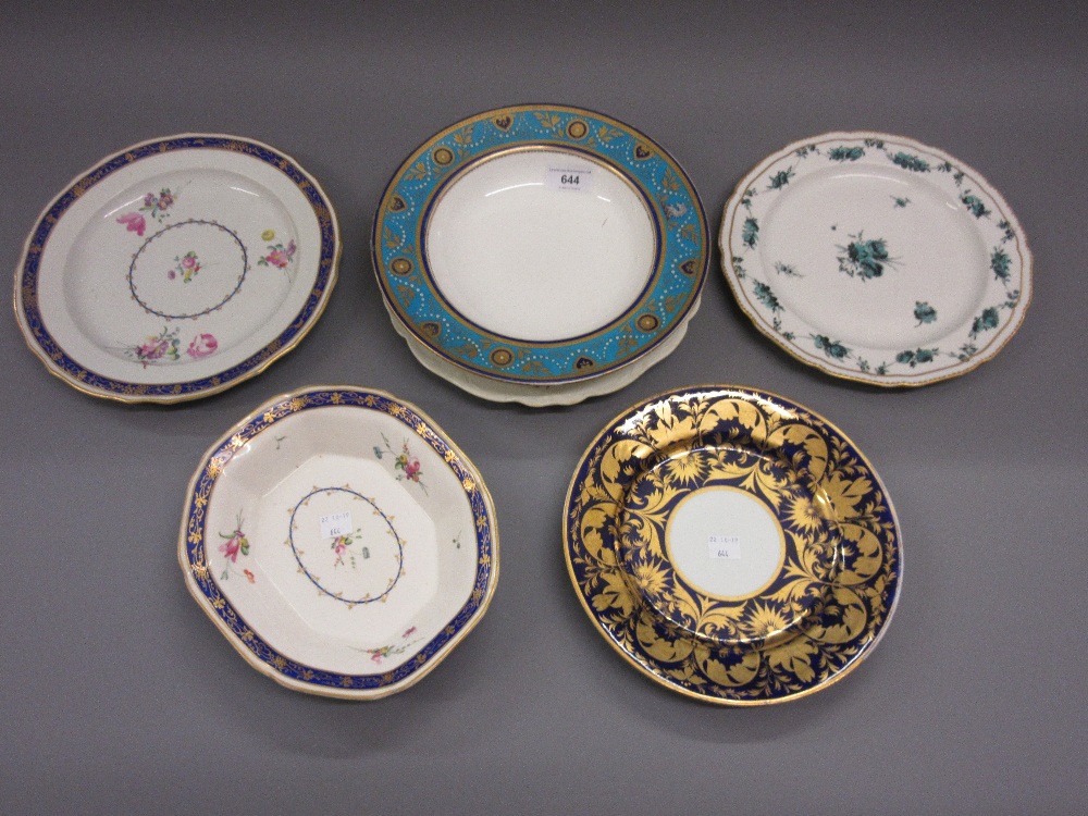 Four various early 19th Century Derby plates (all with various faults), together with a similar