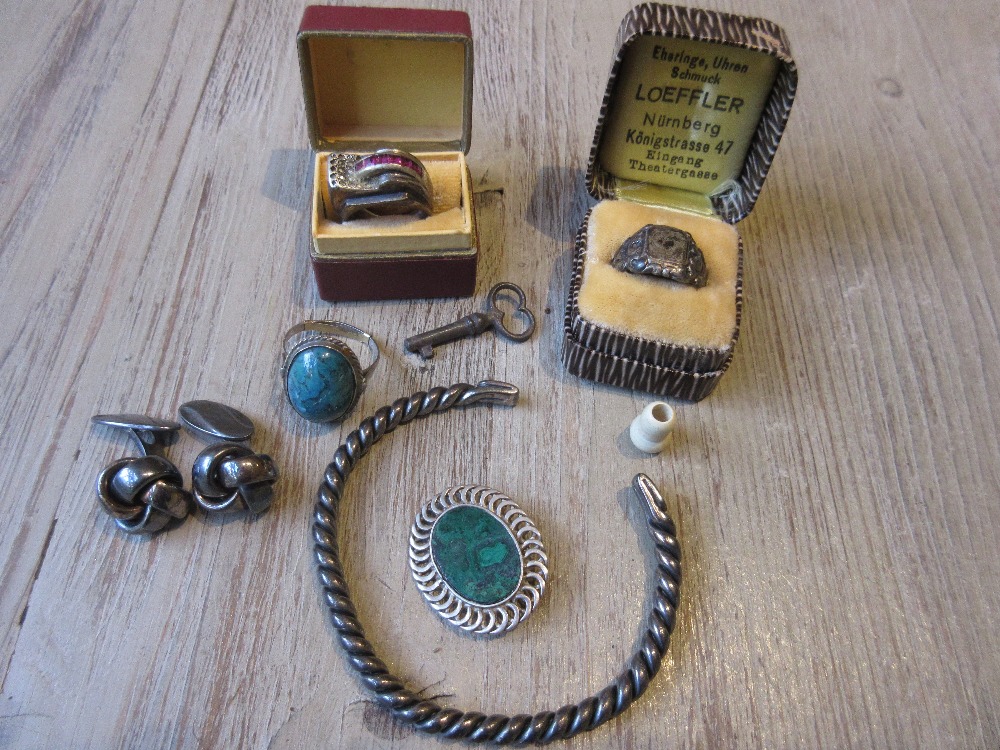 Three various dress rings, pair of silver cufflinks, a bangle and a brooch
