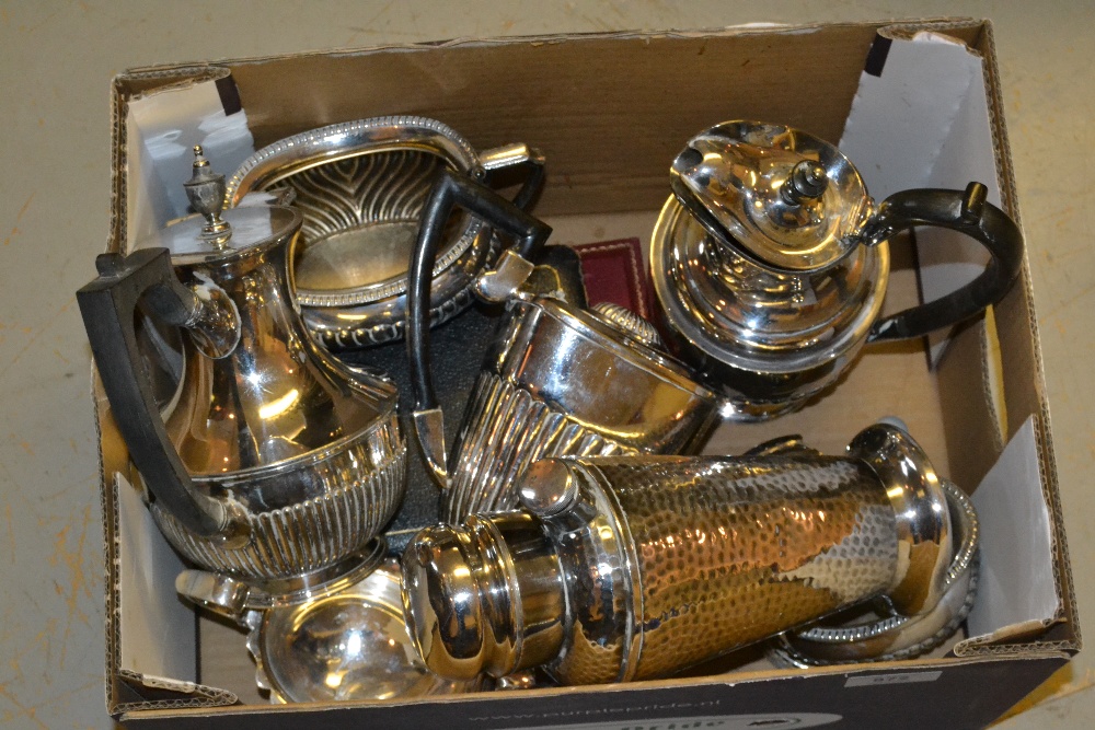 Birks American beaten silver plated cocktail shaker, plated claret jug and a quantity of other