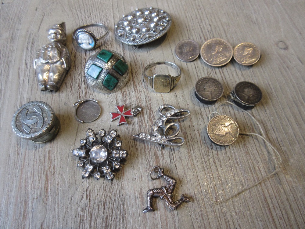 Bag containing a small quantity of various silver coins, jewellery etc