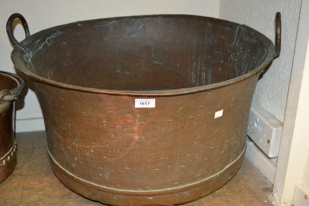 Large 20th Century two handled copper log bin, 24ins diameter, 15ins high
