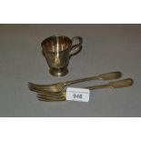 Pair of silver dessert forks and a French silver mug