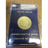 Queen Elizabeth II 9ct gold Silver Jubilee commemorative medal