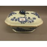 18th Century Chinese blue and white octagonal tureen and cover (chip to rim) Chip to rim