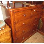 Good quality Victorian mahogany straight front chest of two short and three long drawers with knob