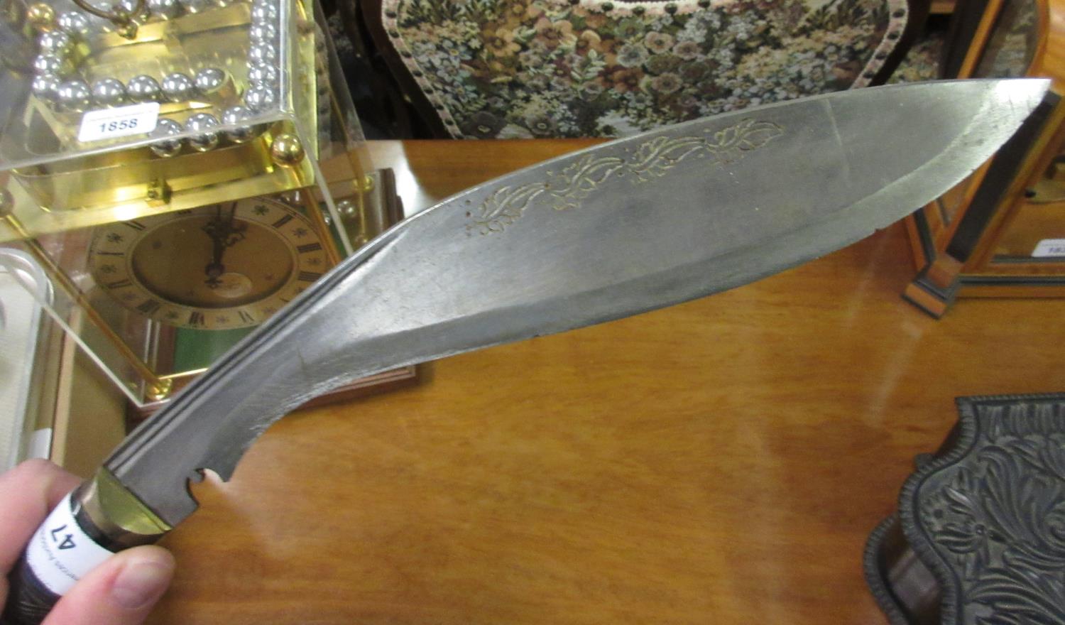 Antique kukri with horn grip, a leather cased dagger and two moulding planes - Image 2 of 9