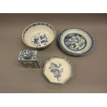 Chinese blue and white bowl with four character mark (at fault) and other miscellaneous items of