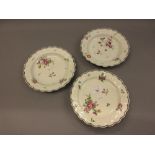 Late 18th Century Worcester circular fluted and floral hand painted set of three matching plates (
