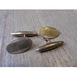 Pair of 9ct gold cufflinks 3g