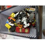 Quantity of various die-cast metal model vehicles