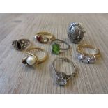 Yellow metal cultured pearl set ring (at fault) together with six various costume rings