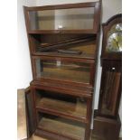 Oak Globe Wernicke type five section glazed bookcase (with damages)