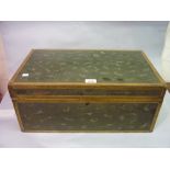 Small 19th Century Japanese green lacquered and gilded trunk inlaid in mother of pearl with exotic