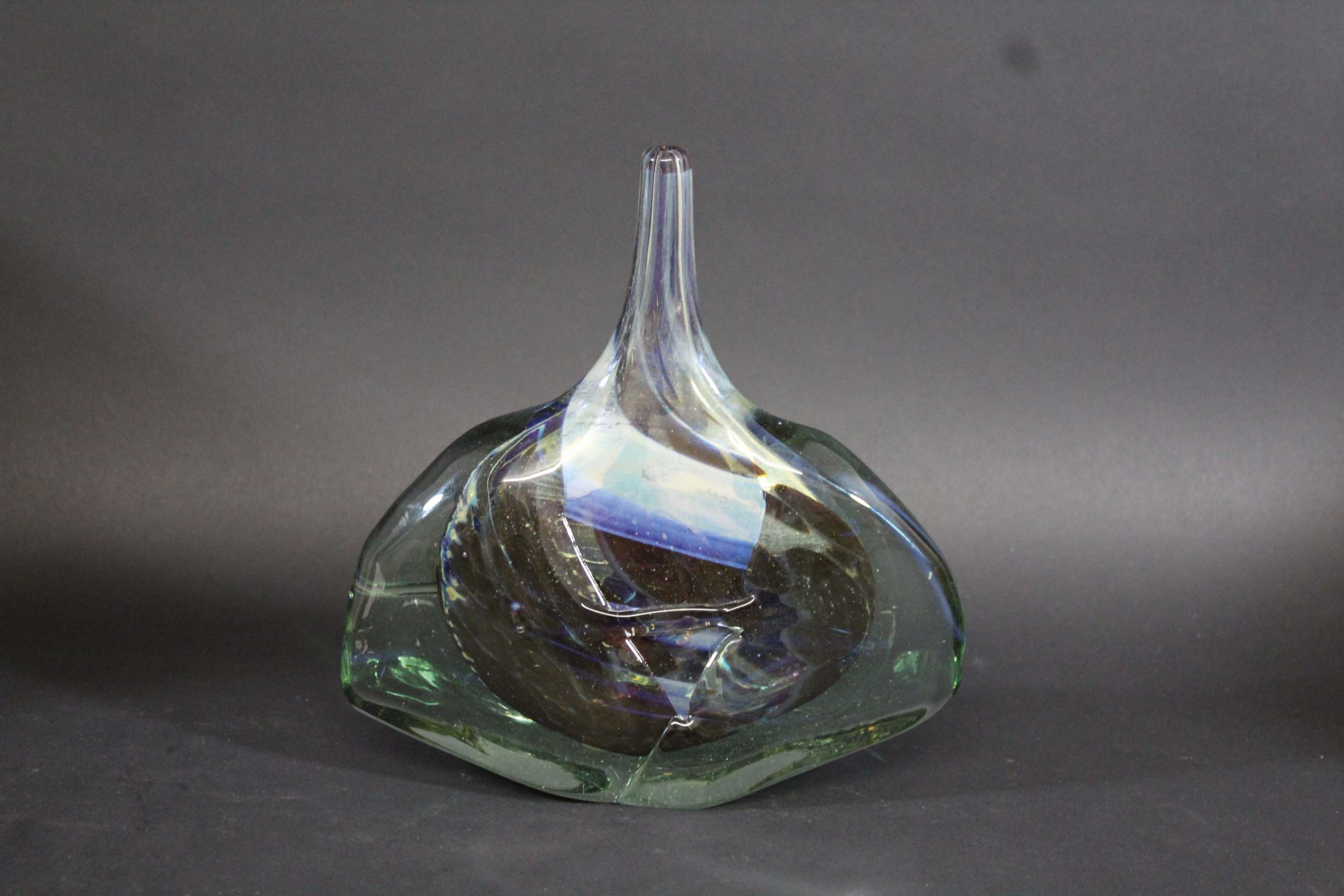MDINA GLASS VASE - AXE HEAD a Mdina glass vase in the Axe Head design, with internal decoration