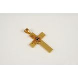 A GOLD AND BANDED AGATE CRUCIFORM PENDANT the gold mount set with a star motif centred with a