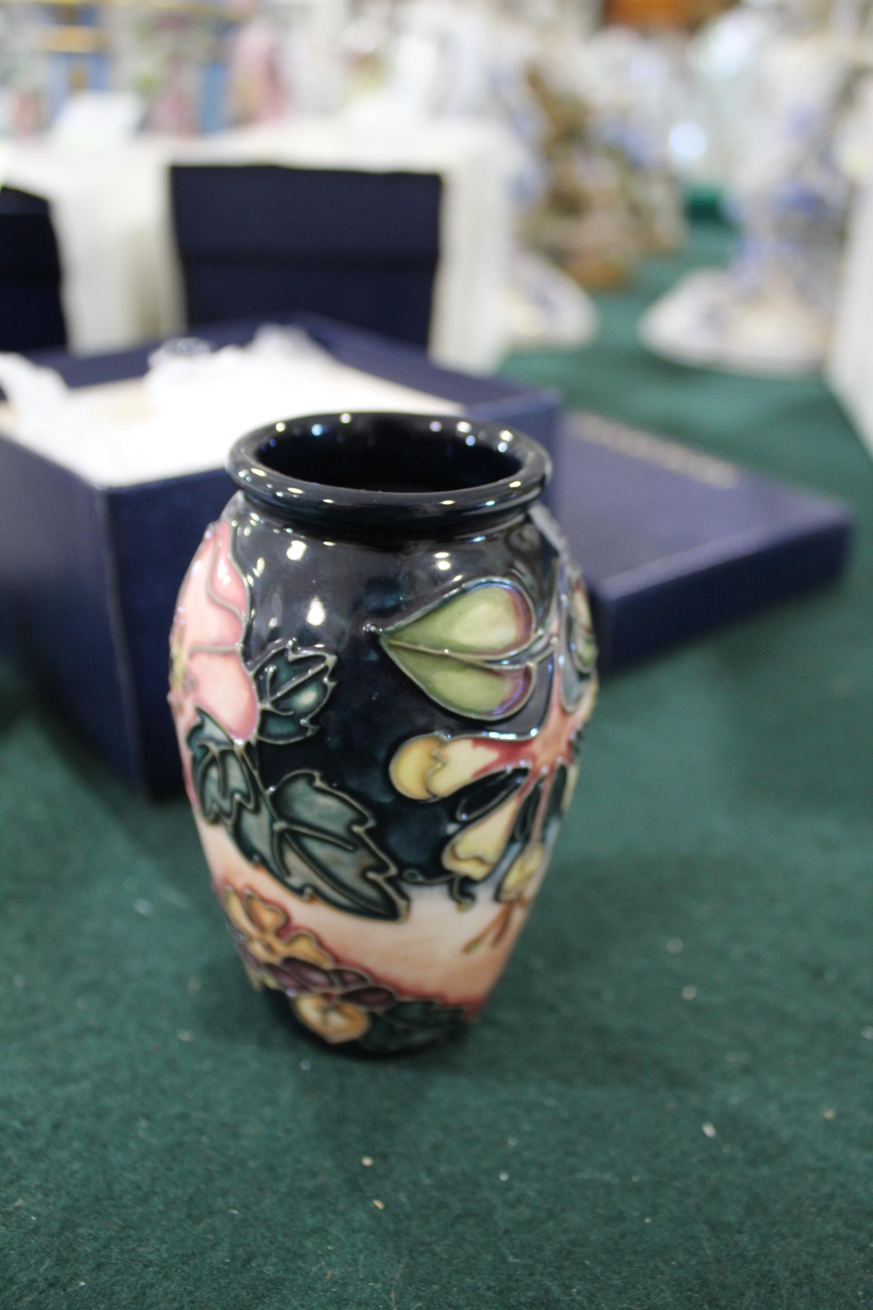 MOORCROFT POTTERY - OBERON 5 items of Moorcroft pottery in the Oberon design, including 4 vases of - Image 5 of 12