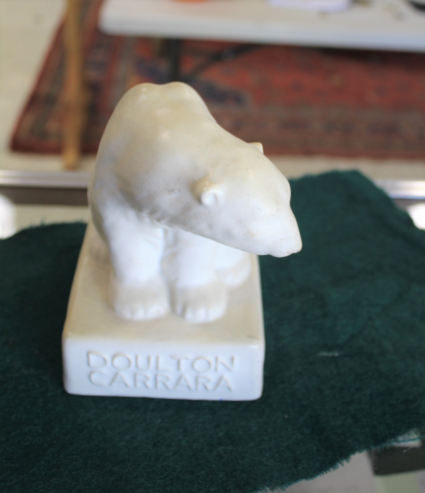 DOULTON CARRARA POLAR BEAR a promotional marble effect model of a Polar Bear in a seated position, - Image 2 of 9