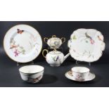 WEDGWOOD CREAMWARE TEA SERVICE, later 19th century, pattern 756, printed and painted with exotic