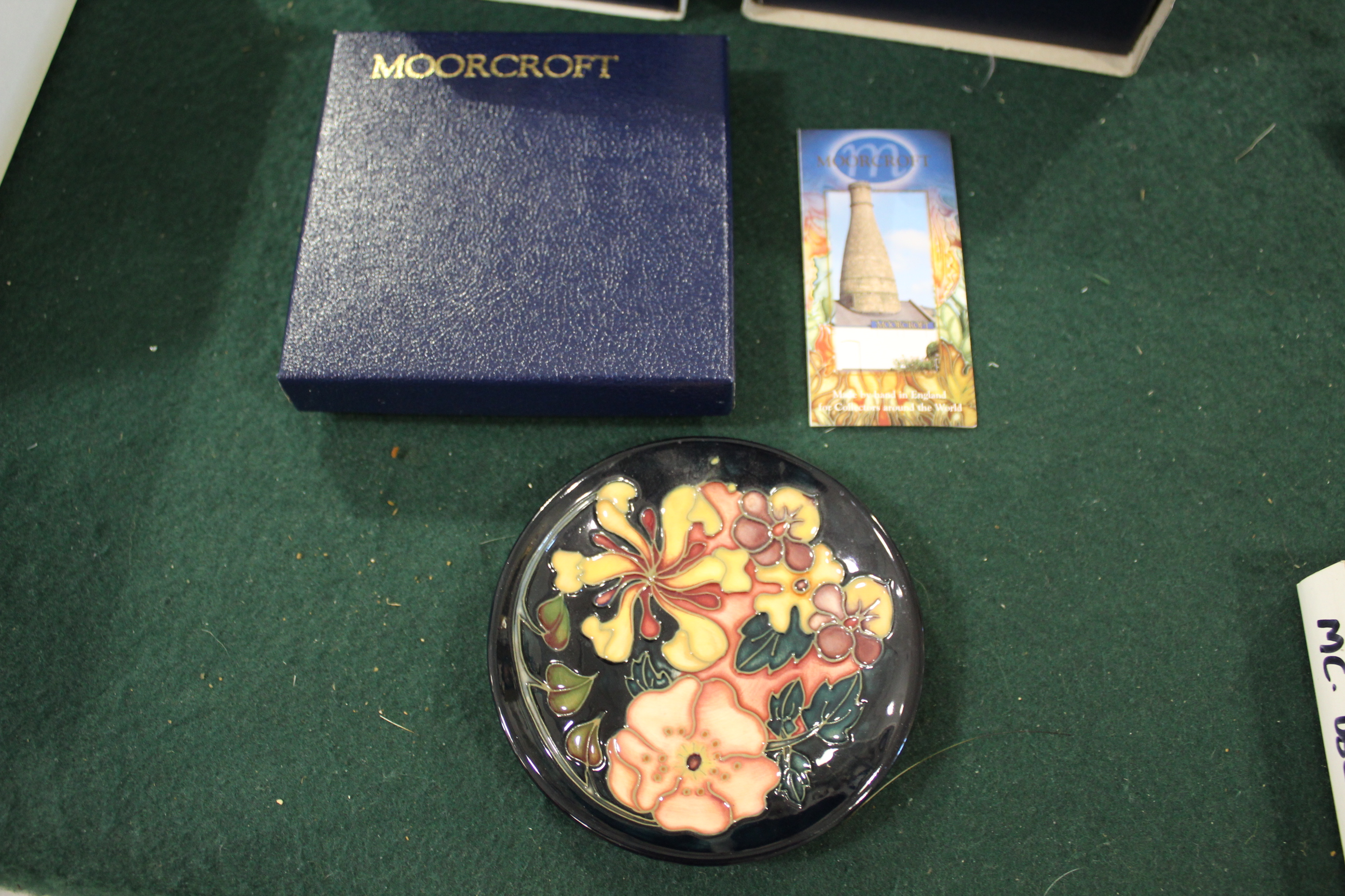 MOORCROFT POTTERY - OBERON 5 items of Moorcroft pottery in the Oberon design, including 4 vases of - Image 3 of 12