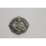 A KINGS ROYAL RIFLE CORPS SWEETHEARTS BROOCH. A silver KRRC Victorian crown sweethearts brooch