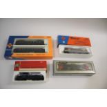 HO GAUGE BOXED LOCOMOTIVES - CONTINENTAL including a boxed set of 2 locomotives by Roco 04190 S,