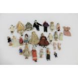 DOLLS HOUSE DOLLS approx 24 miniature dolls including some 19th and 20thc bisque head examples,