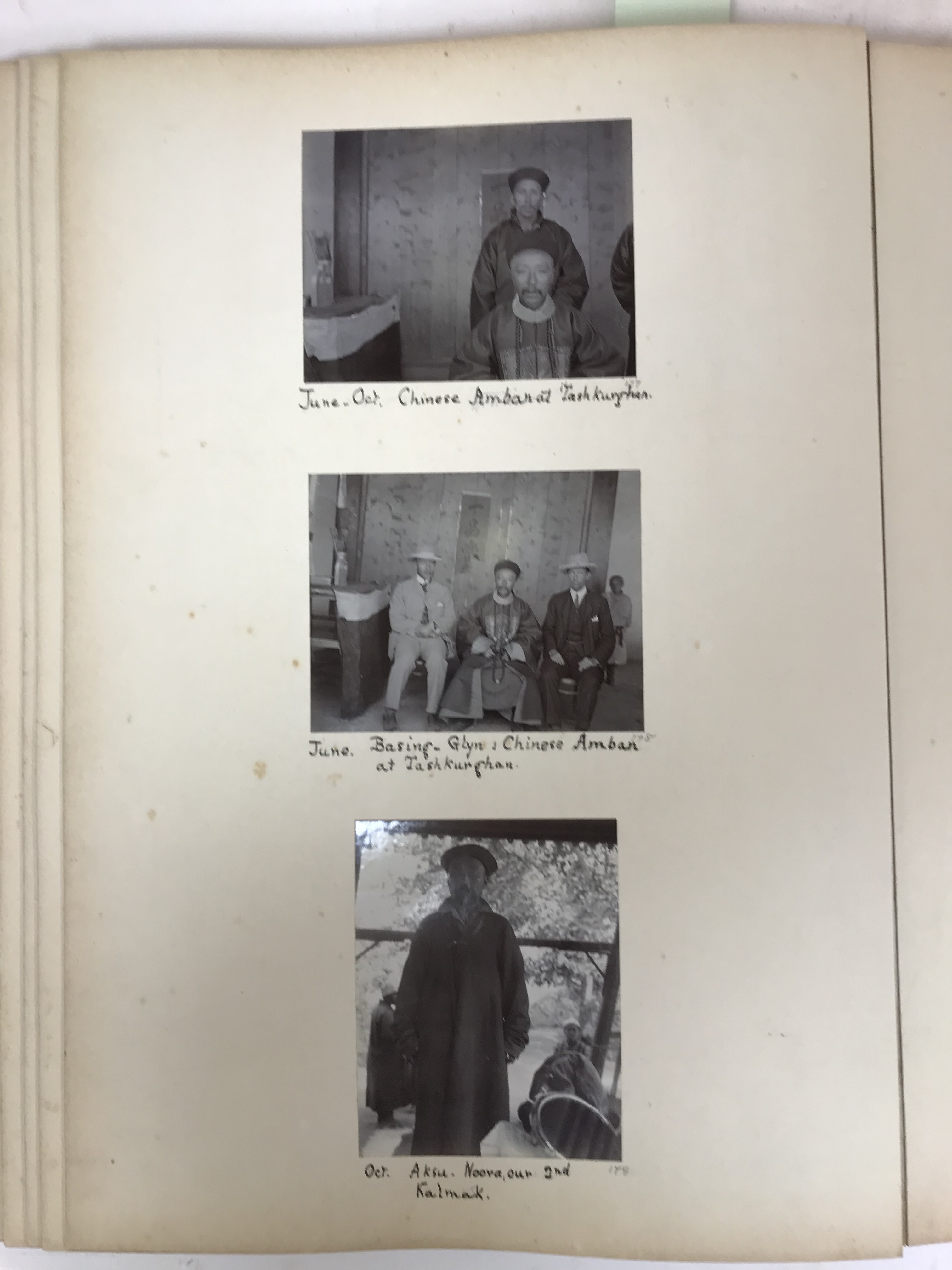 Chinese Turkestan. An album of 197 amateur photographs documenting an expedition to Chinese - Image 6 of 11