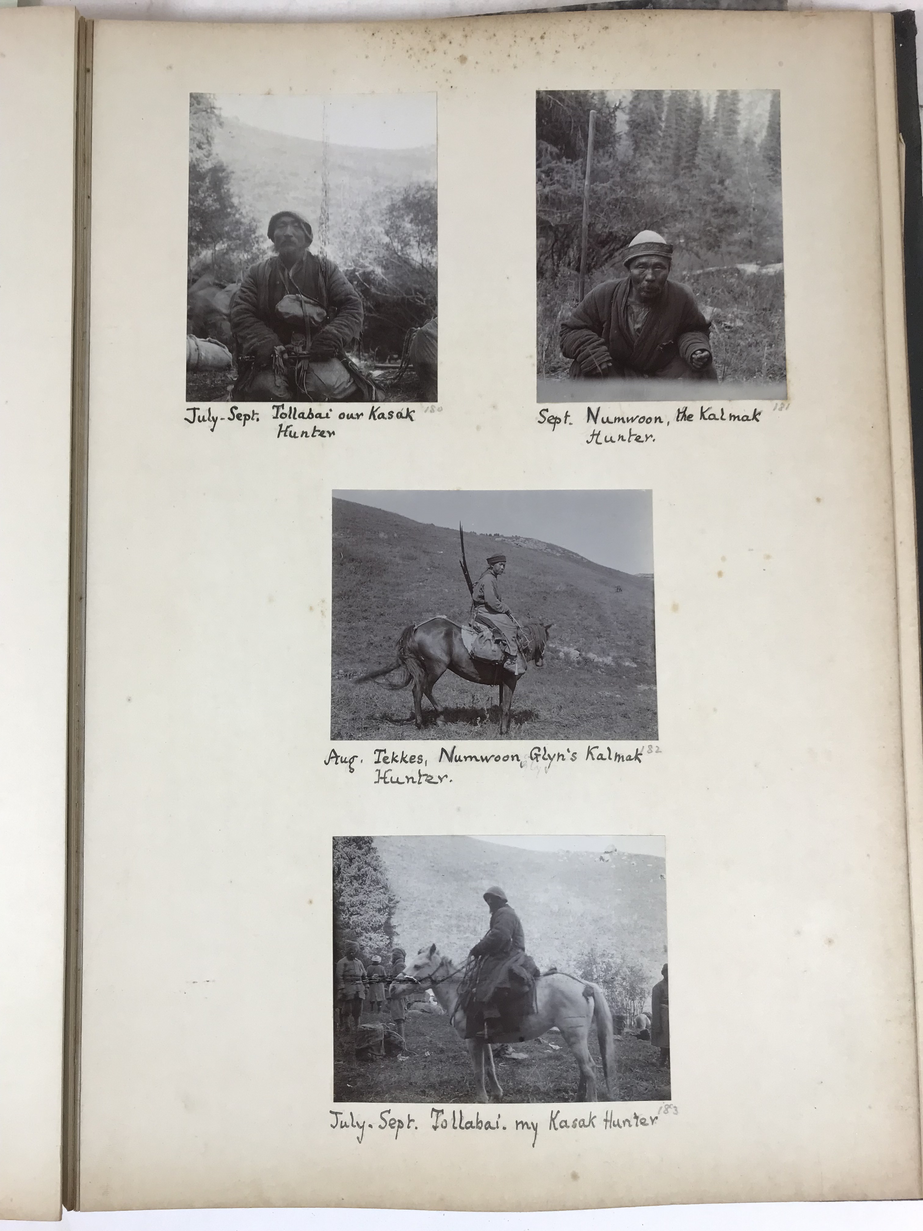 Chinese Turkestan. An album of 197 amateur photographs documenting an expedition to Chinese - Image 7 of 11