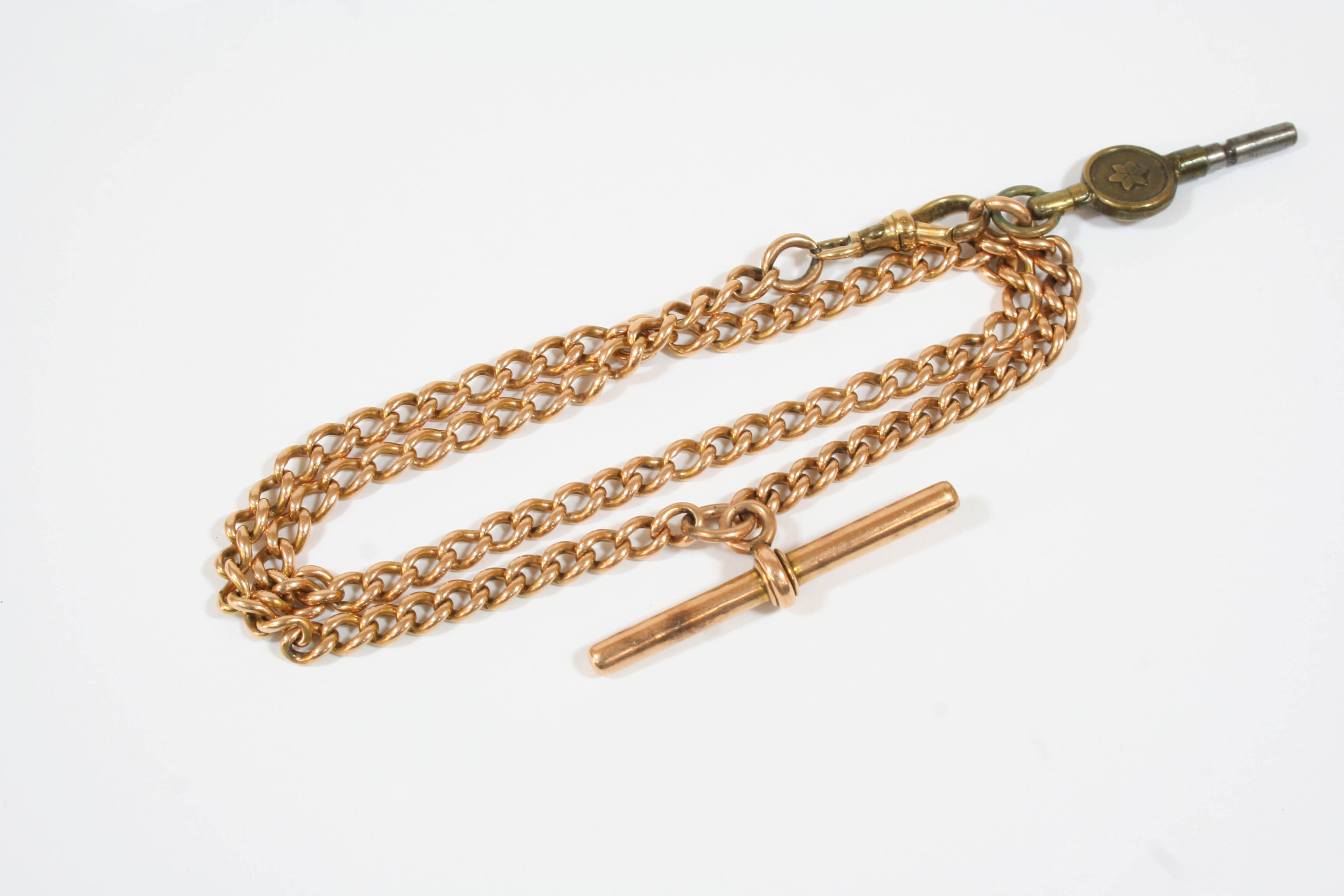 A GOLD CURB LINK WATCH CHAIN 41cm. long, 31.2 grams.