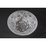 LALIQUE BOWL - PINSONS a frosted and clear glass bowl, designed with Birds and foliage. Etched