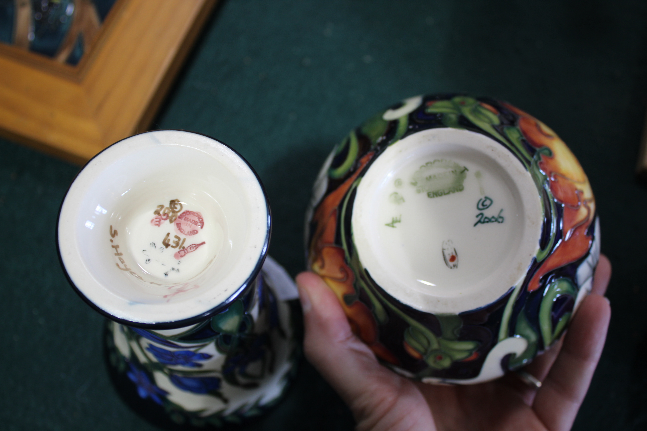 MOORCROFT VASES 4 modern Moorcroft vases including one in the Kaffir Lily design, designed by - Image 3 of 4