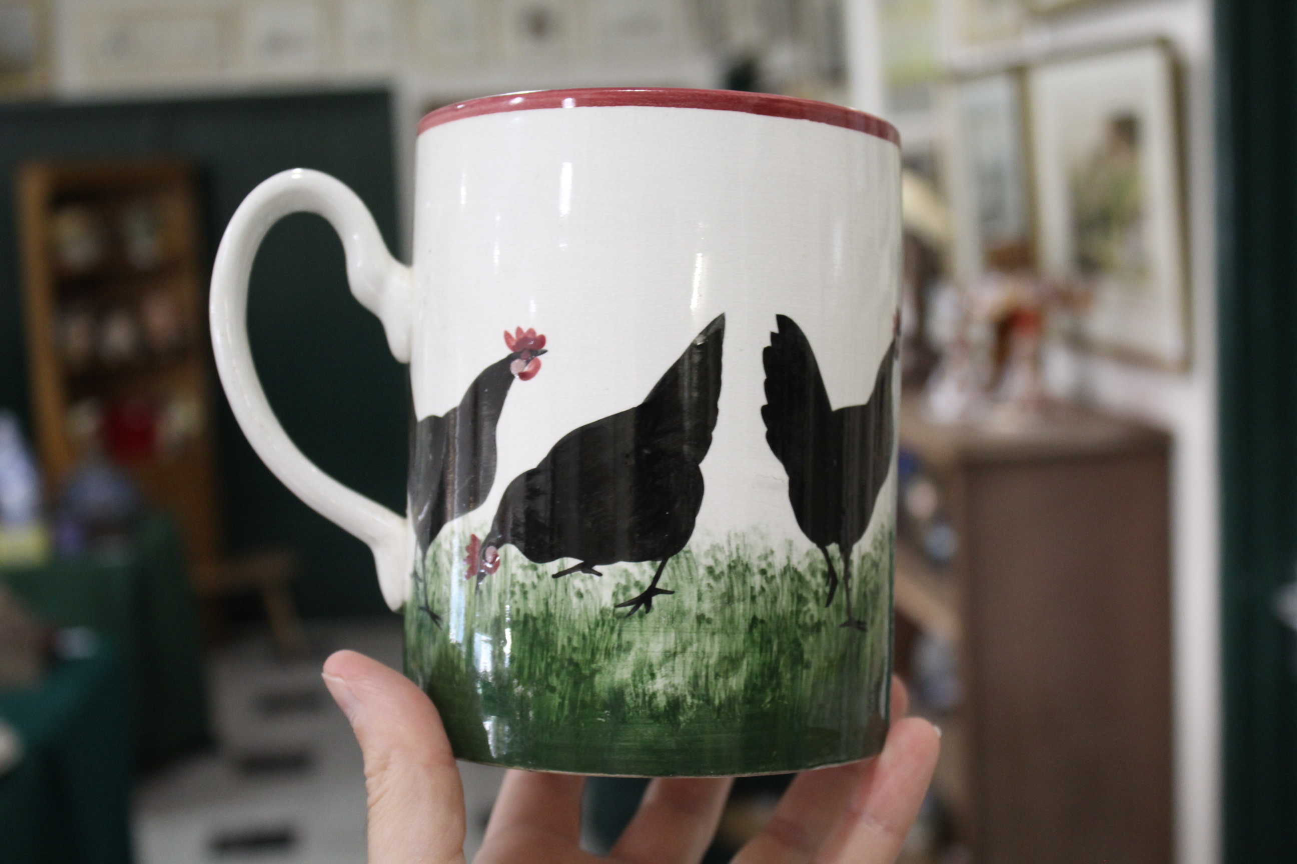 WEMYSS COCKEREL TANKARD a large tankard painted with a band of various Chickens, and with a red - Image 9 of 9