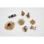 A QUANTITY OF JEWELLERY including a Victorian gold and half pearl flowerhead brooch, a cabochon