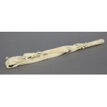 IVORY PARASOL HANDLE, later 19th century, carved with harebells amongst foliage, length 29cm