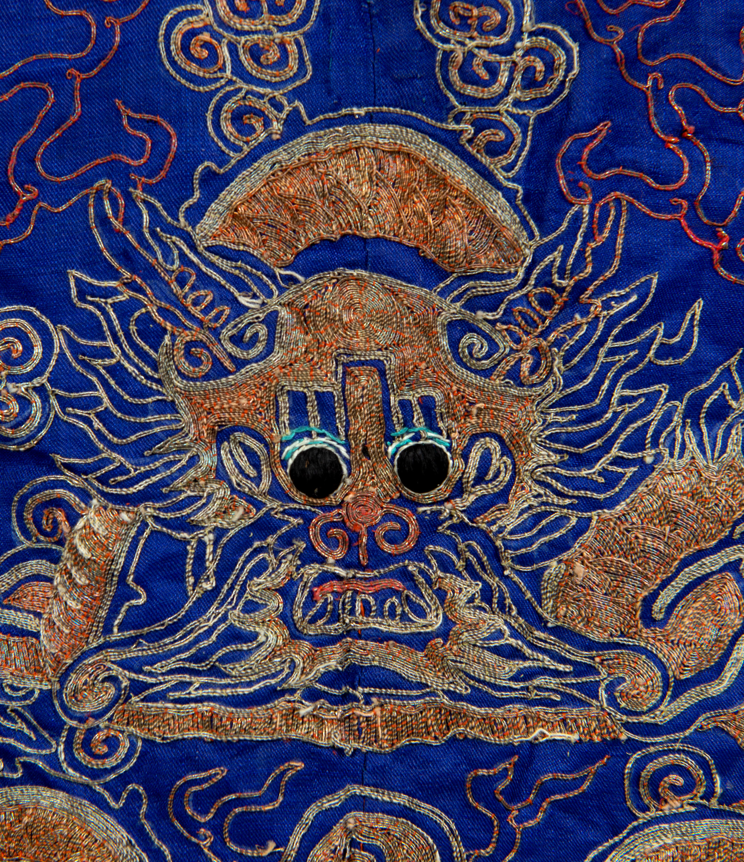 19THC CHINESE DRAGON ROBE a late 19thc unlined blue silk Chinese Dragon robe, worked with couched - Image 3 of 5