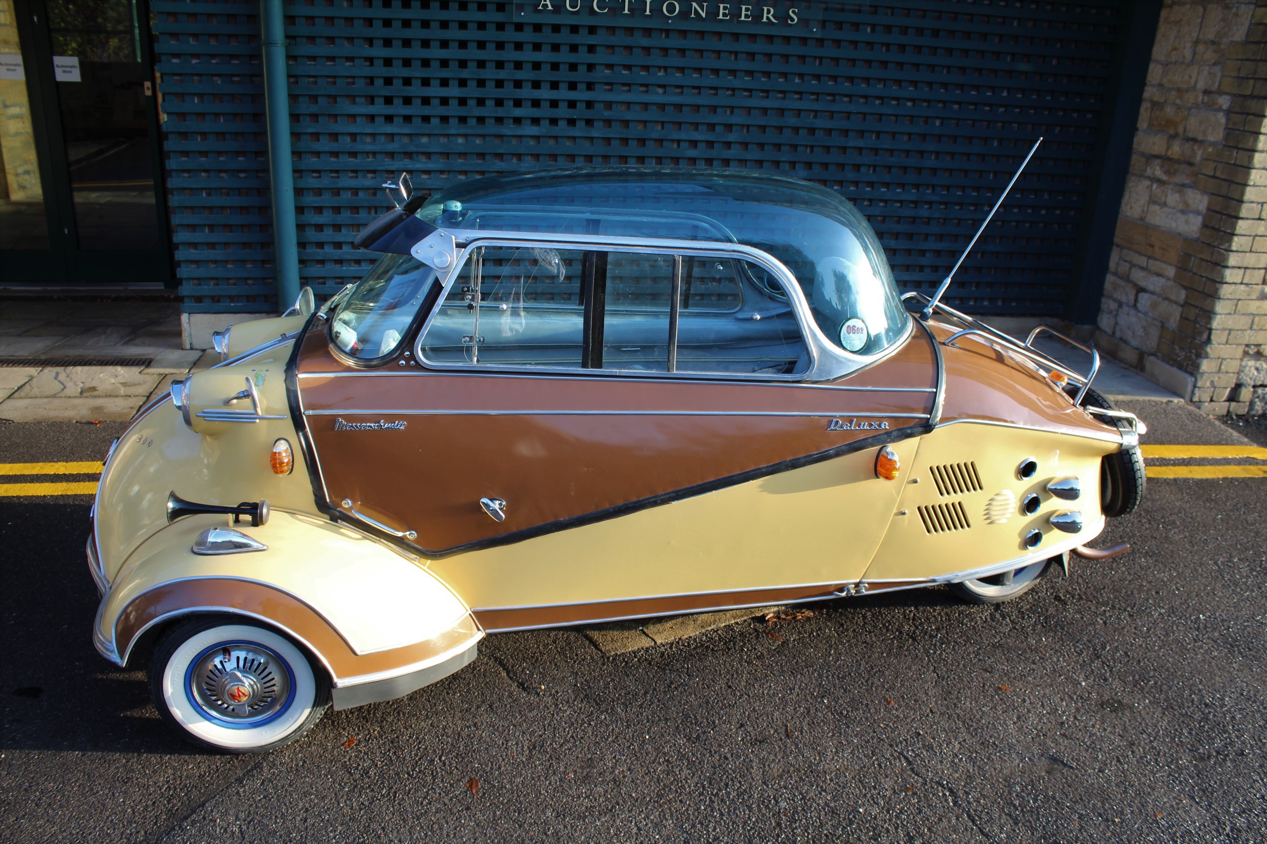 MESSERSCHMITT KR200 DELUXE BUBBLE CAR MICRO CAR a Messerschmitt KR200