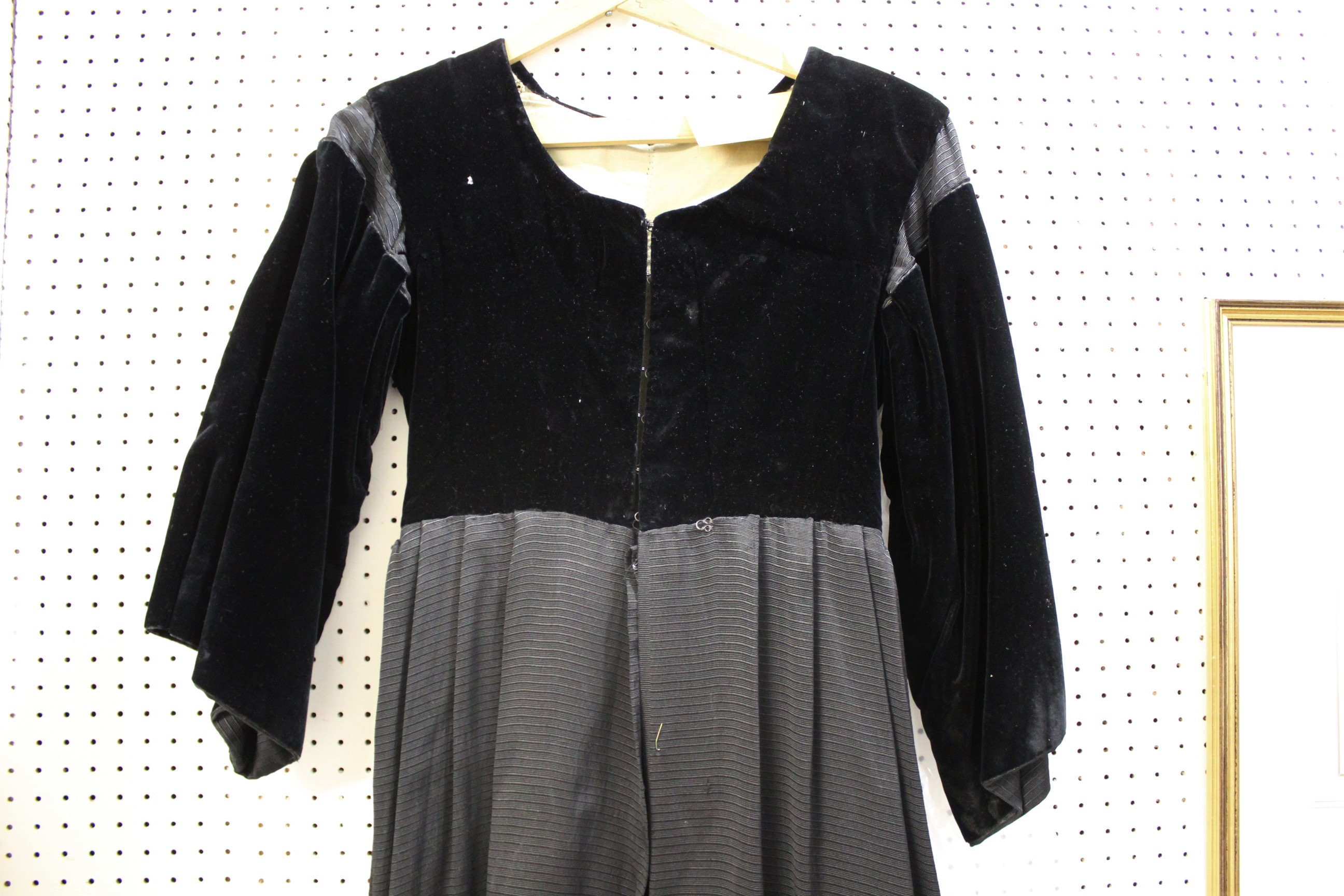 BRETON VELVET DRESS an early 20thc black velvet and grosgrain dress with lined tailored bodice, - Image 2 of 3