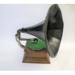 HMV HORN GRAMOPHONE & HORN the gramophone with an oak case and HMV Exhibition soundbox, with a label