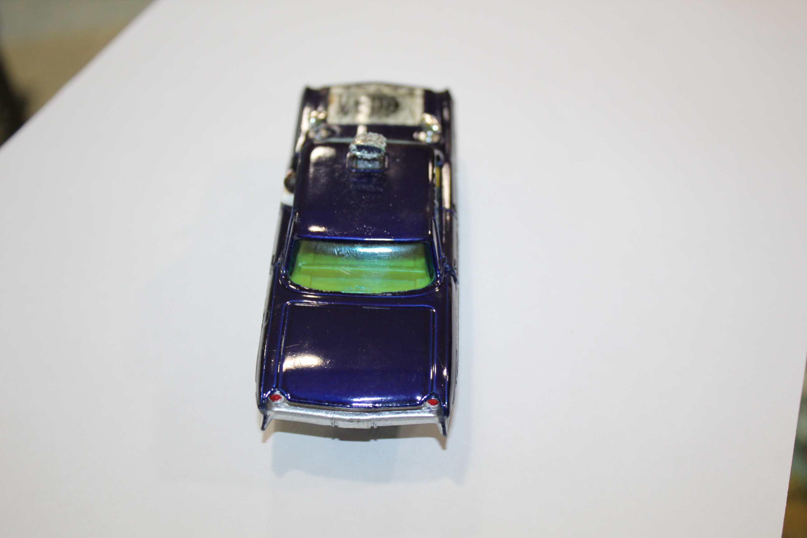CORGI MAN FROM UNCLE THRUSH BUSTER Model No 497, the car with a purple body and 2 figures, and - Image 11 of 12