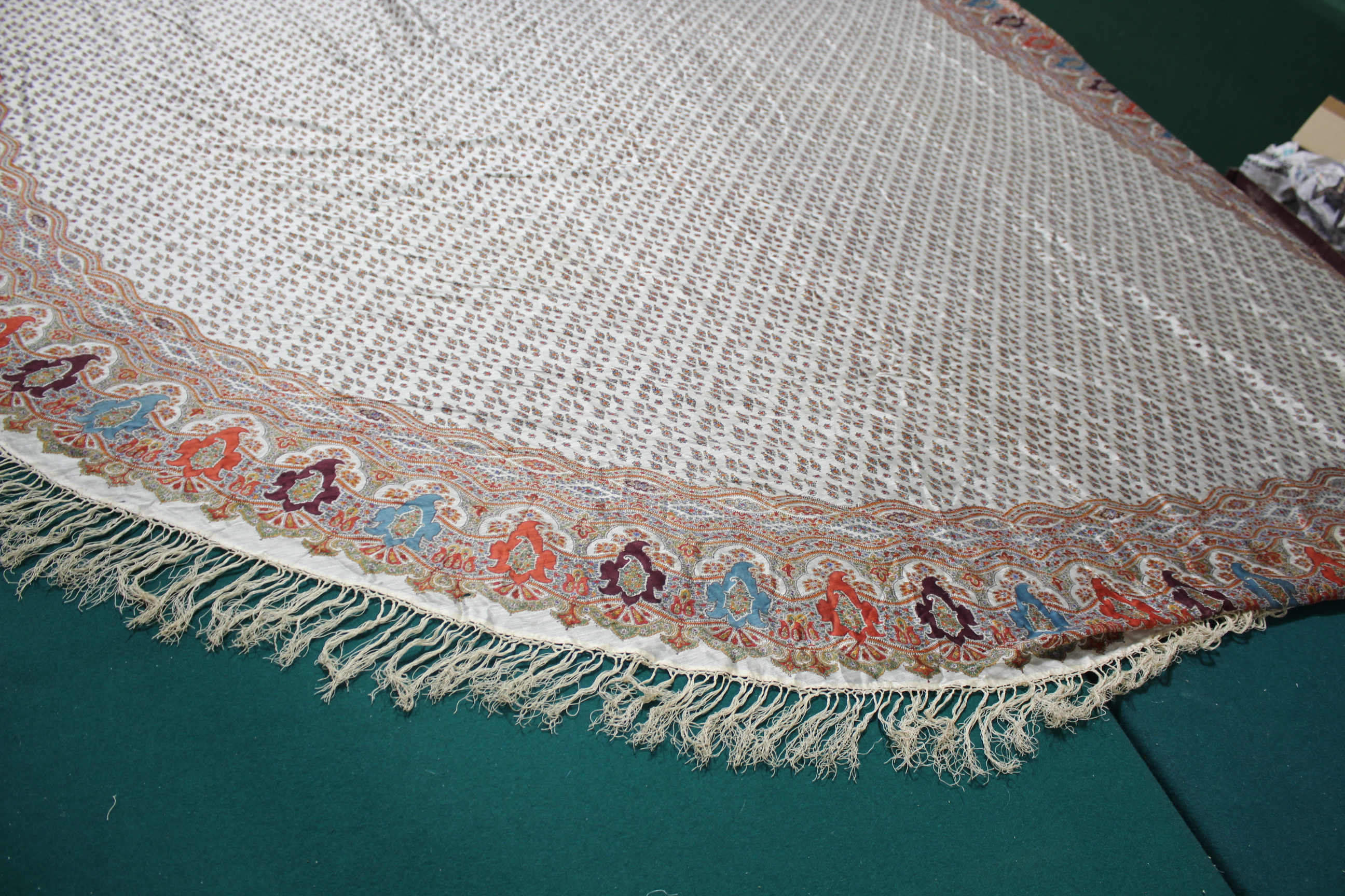 19THC PAISLEY SHAWL a mid 19thc paisley wool cashmere shawl (264cms by 126cms), and also with a fine - Image 6 of 9