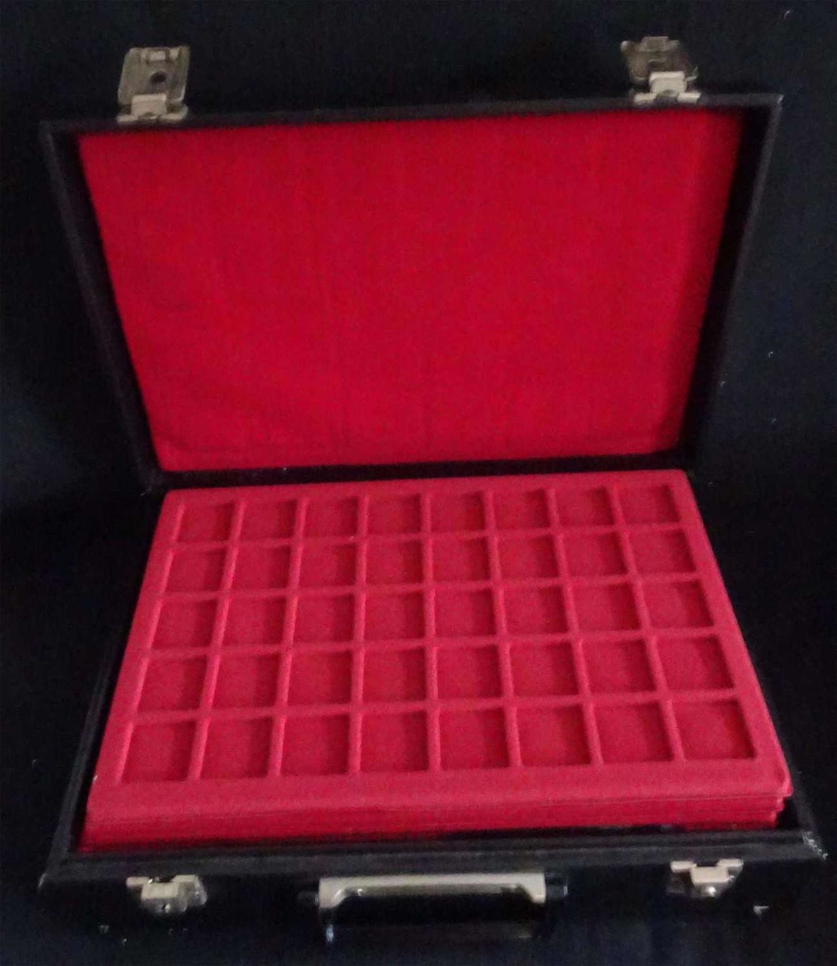 1 Münzkoffer mit 10 Münztafeln, mit Gebrauchsspuren. Schlüssel nicht vorhanden.1 coin case with 10 - Bild 2 aus 2