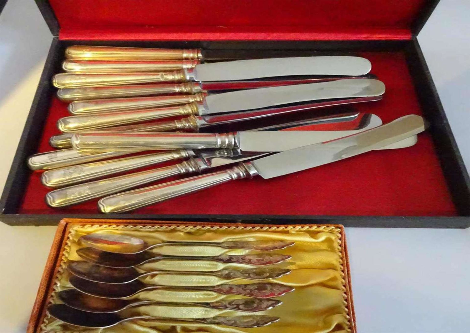 Lot versilbertes Besteck, bitte besichtigen!Lot of silver plated cutlery, please visit!