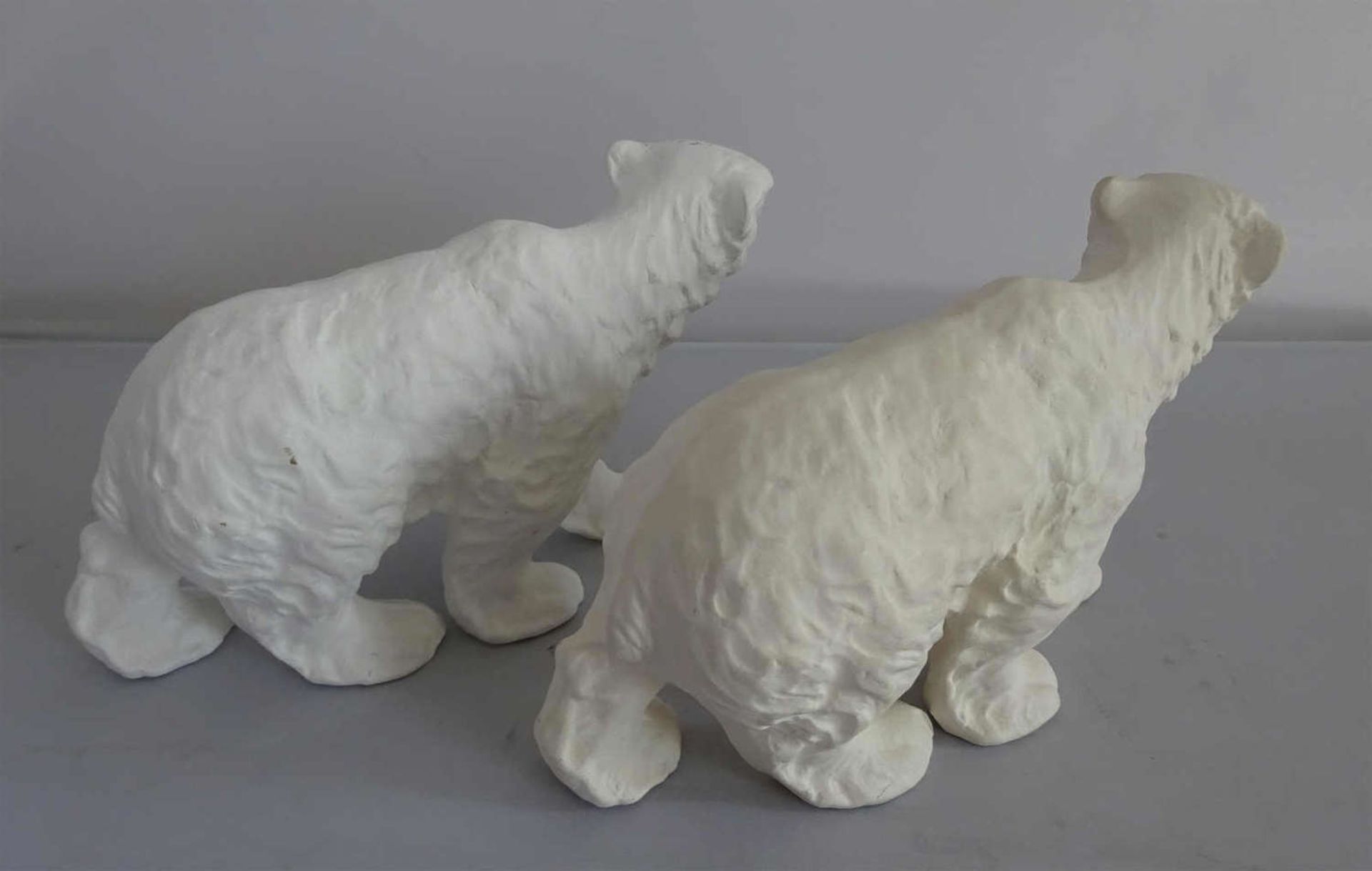 2 Gipsfiguren "Eisbären" Frankenthaler Modelformen, höhe ca. 7 cm, breite ca. 12 cm2 gypsum - Bild 2 aus 2