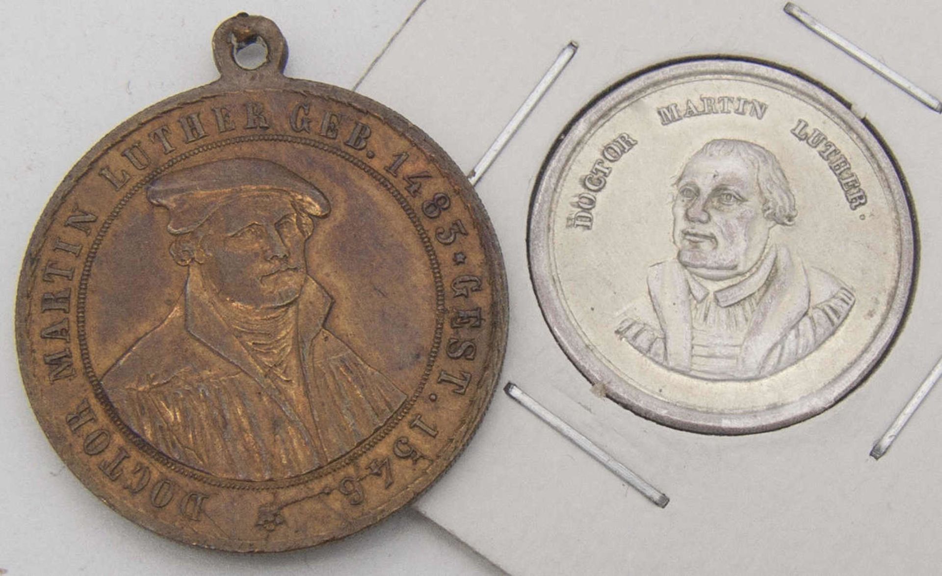 Zwei Luther - Erinnerungs - Medaillen: 1 x 1817 "Drittes Jubelfest der Reformation des 31. October