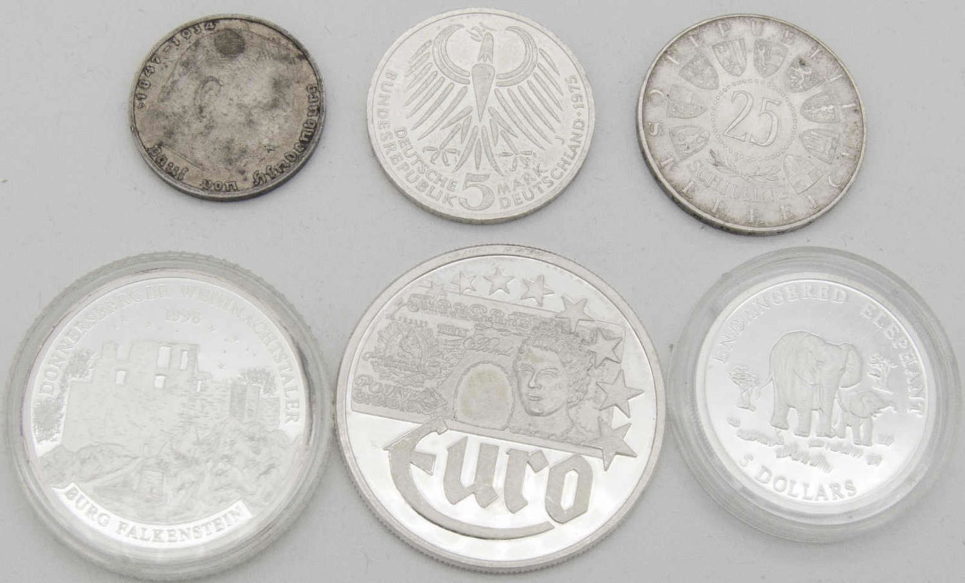Lot Silbermünzen- und Medaillen. Erhaltung: pp bis vz. Lot of silver coins and medals. Condition: pp - Bild 2 aus 2