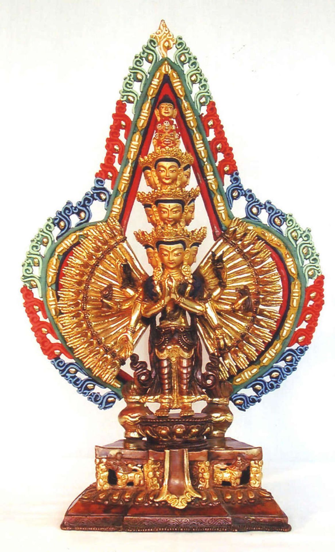 Nepal, antike Sahasbrabhuja Avalokiteswara, Bronze, feuervergoldet und coloriert. Höhe: ca. 40 cm.
