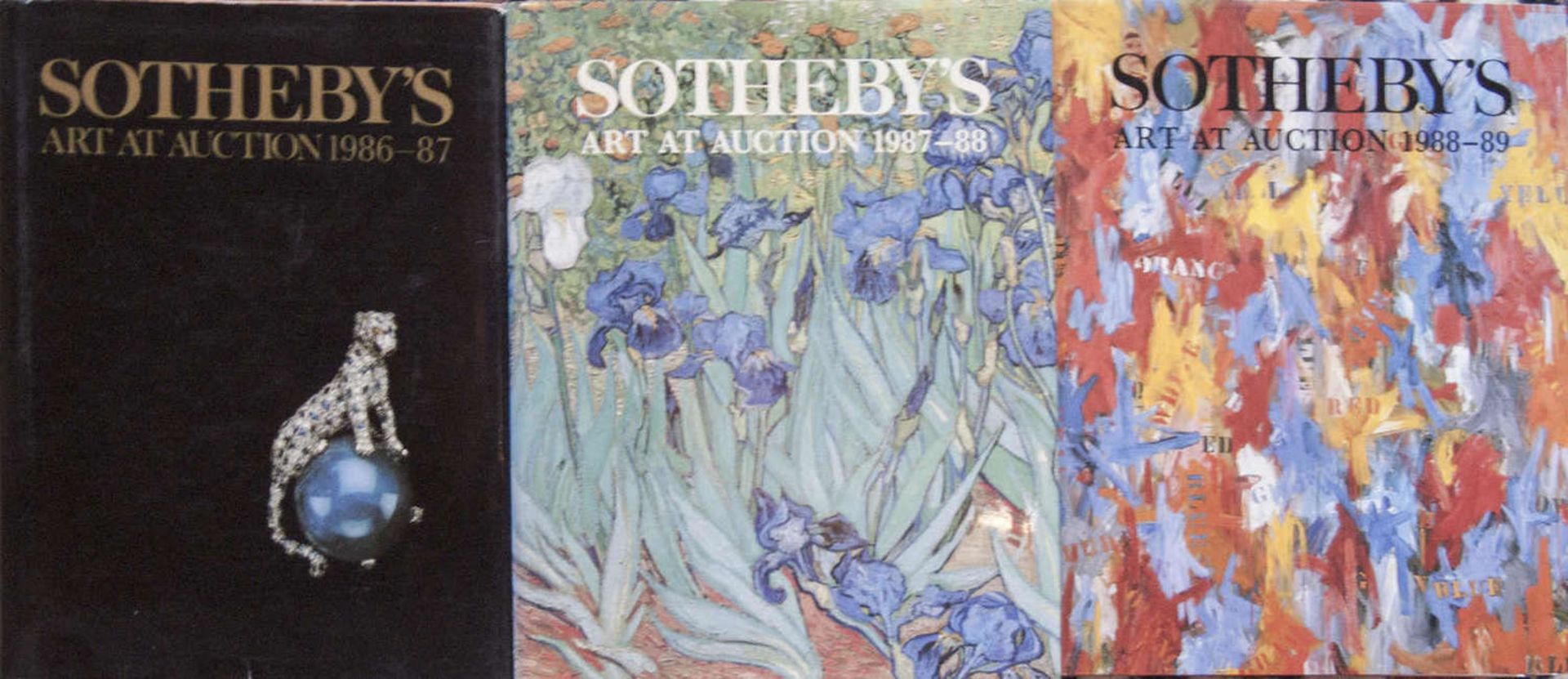 Drei Auktionskataloge, Art at Auction, Sotheby, 1986/87, 1987/88 und 1988/89. Guter Zustand.
